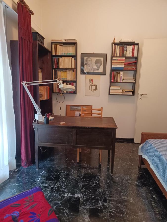 Charming Apartment In The Neighborhood Of Pangrati Athens Exterior photo