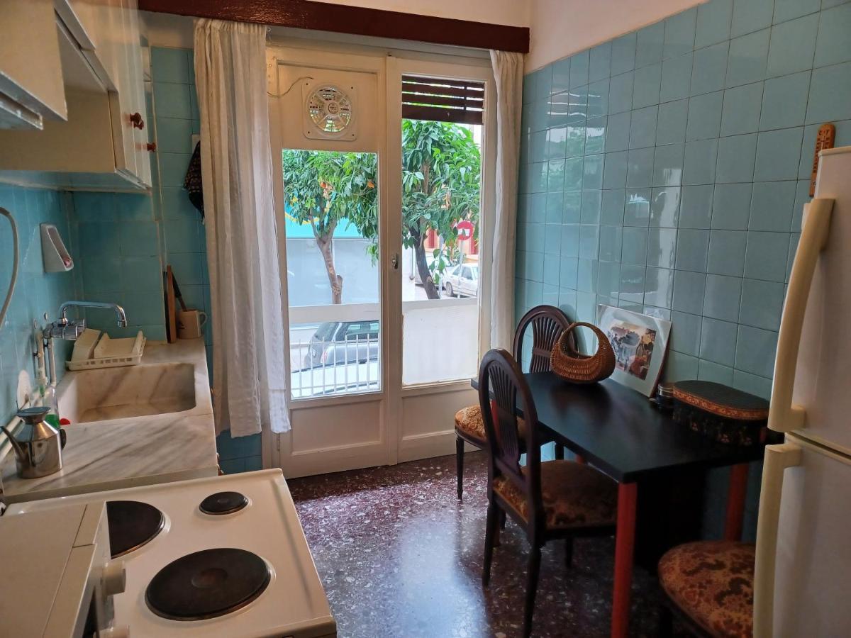 Charming Apartment In The Neighborhood Of Pangrati Athens Exterior photo